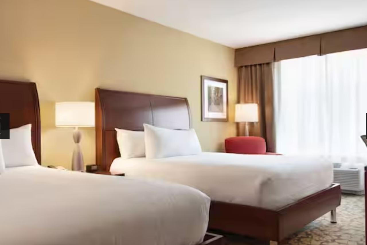 Hilton Garden Inn Boston Logan Airport Exterior foto