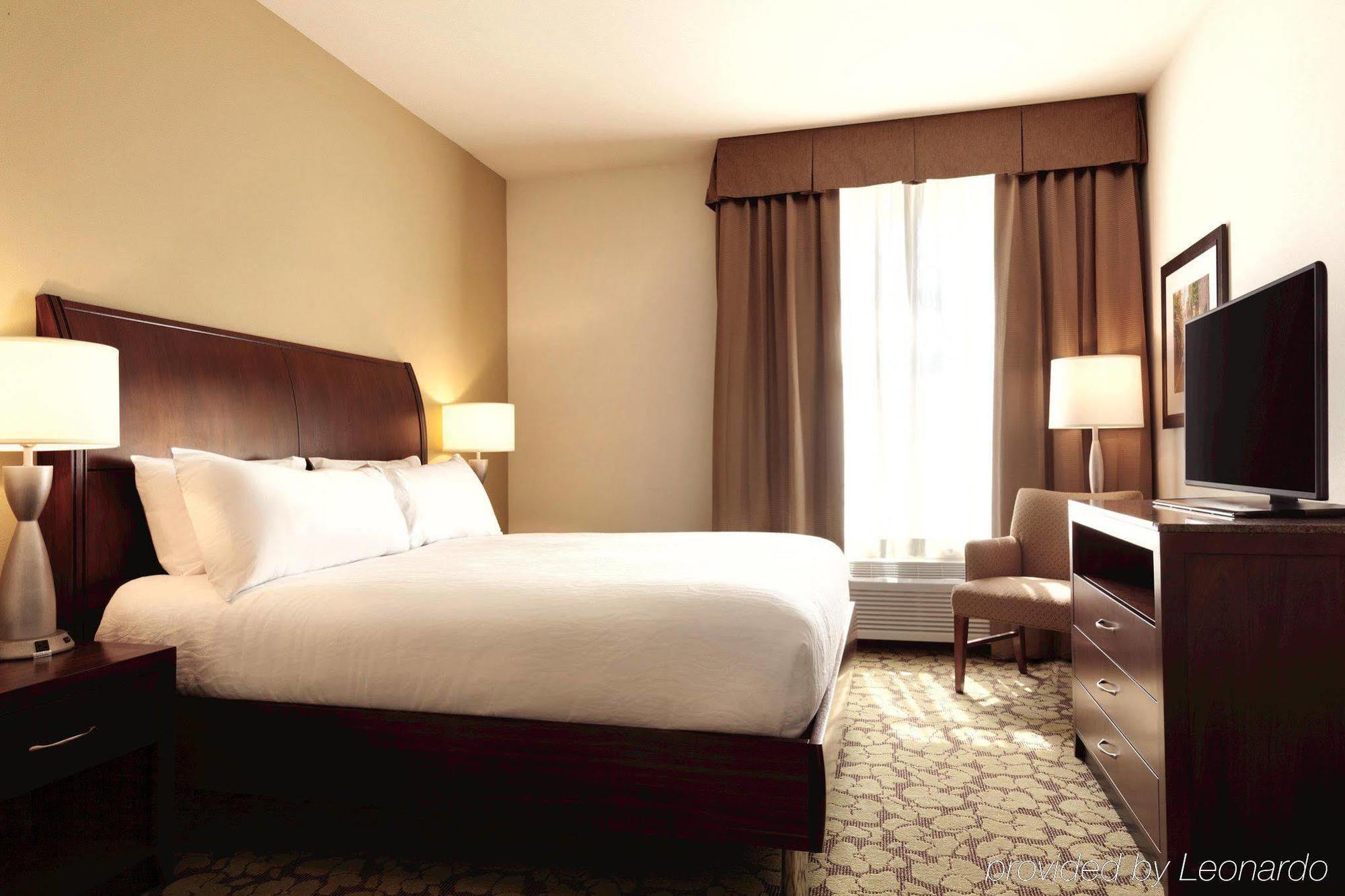 Hilton Garden Inn Boston Logan Airport Exterior foto